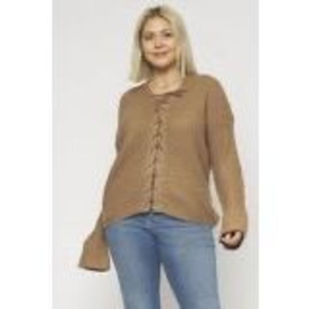 Mrs Maggie CABLE-KNIT LACE-UP, Flaunt those curves ladies in this chic crocheted - Picture 4 of 11